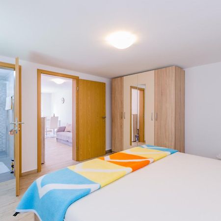 Leng Apartamento Dramalj Exterior foto