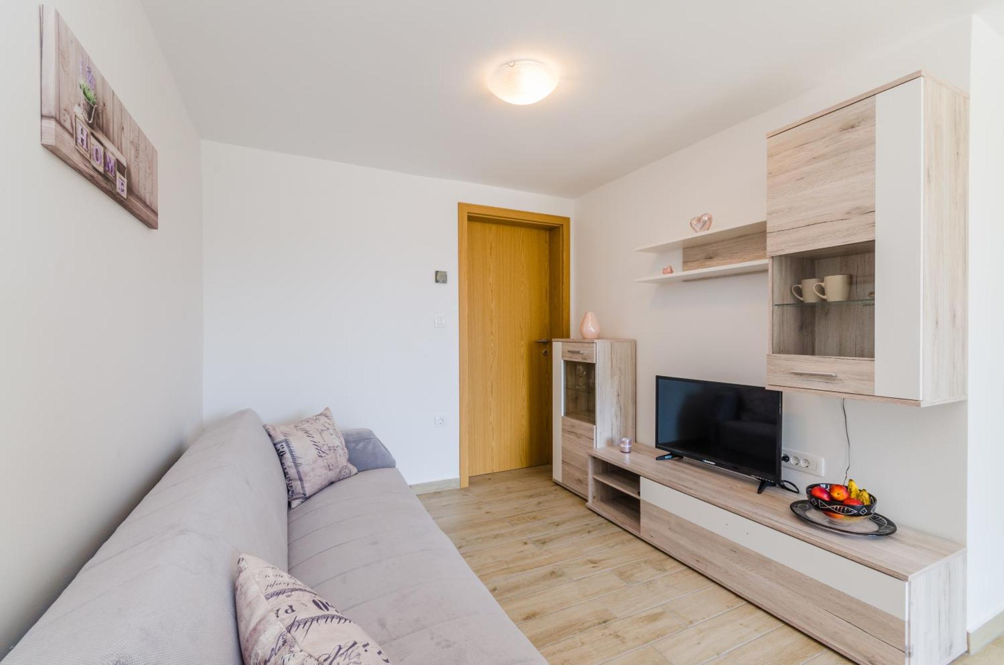 Leng Apartamento Dramalj Exterior foto